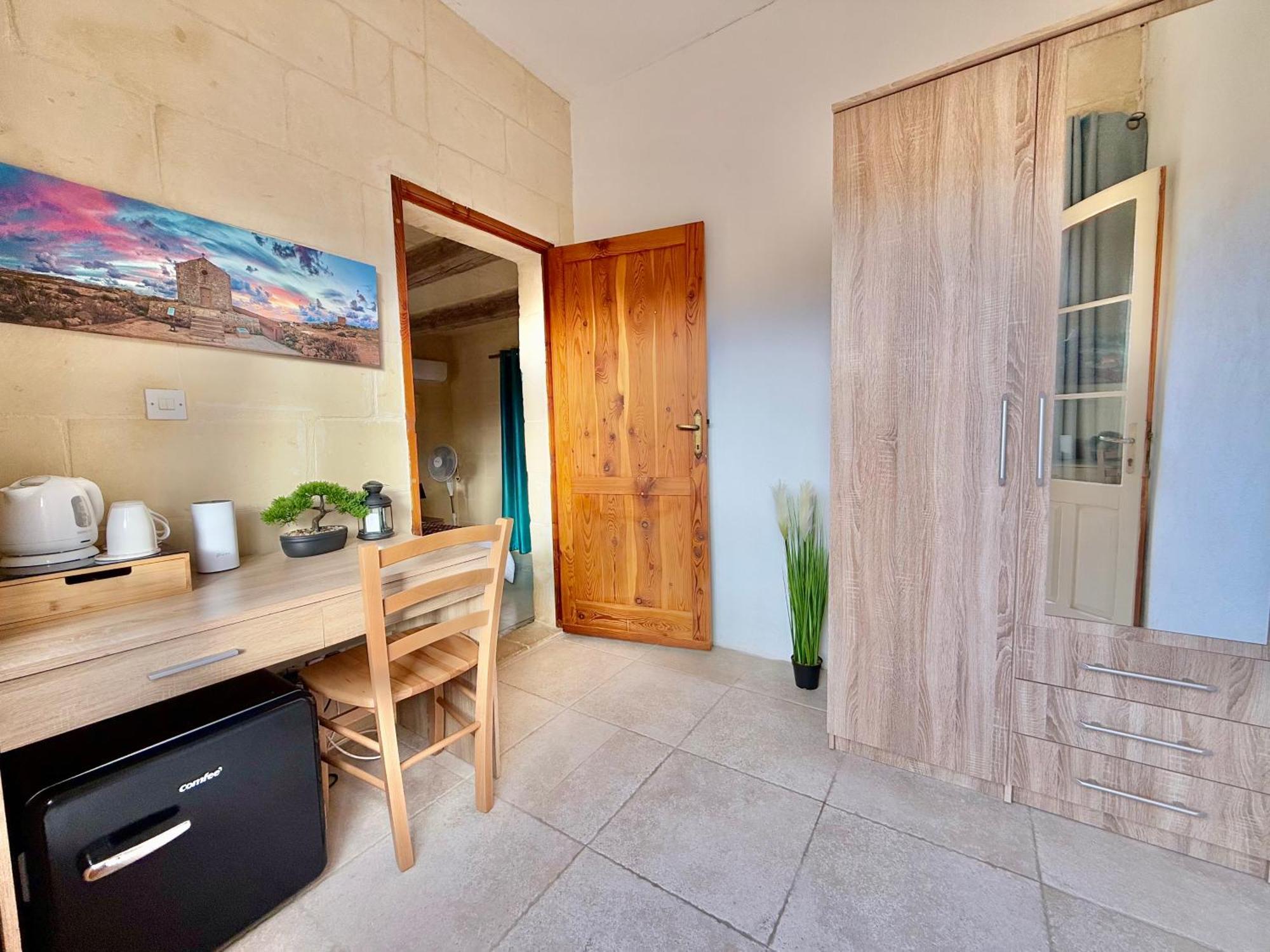 Ta' Matmura B&B Gharb  Luaran gambar