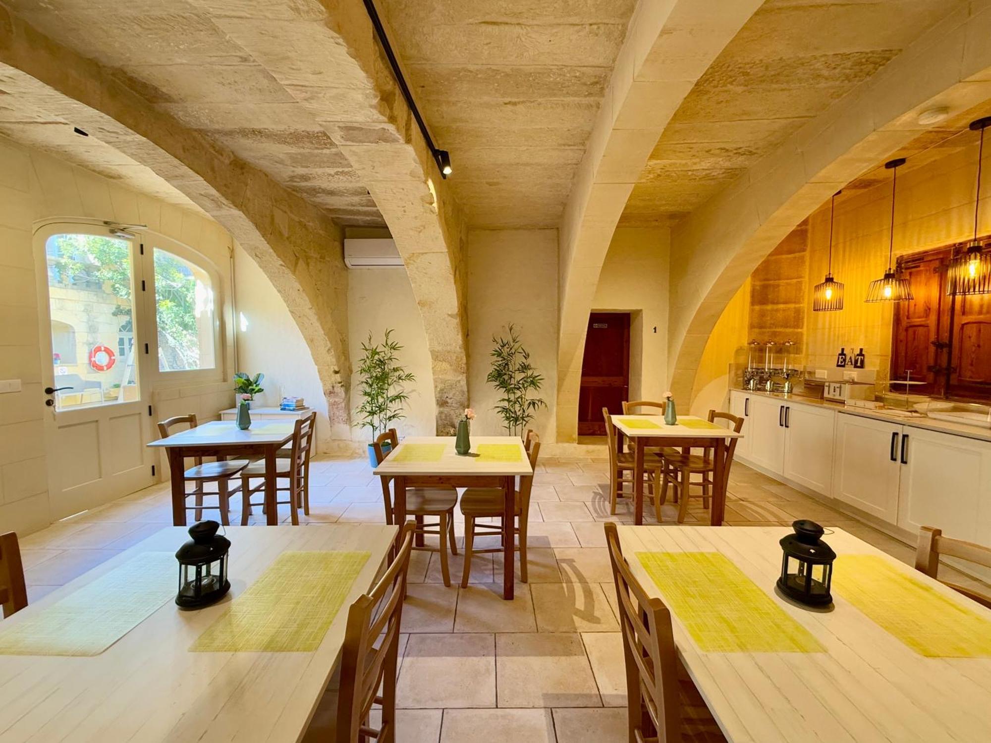 Ta' Matmura B&B Gharb  Luaran gambar