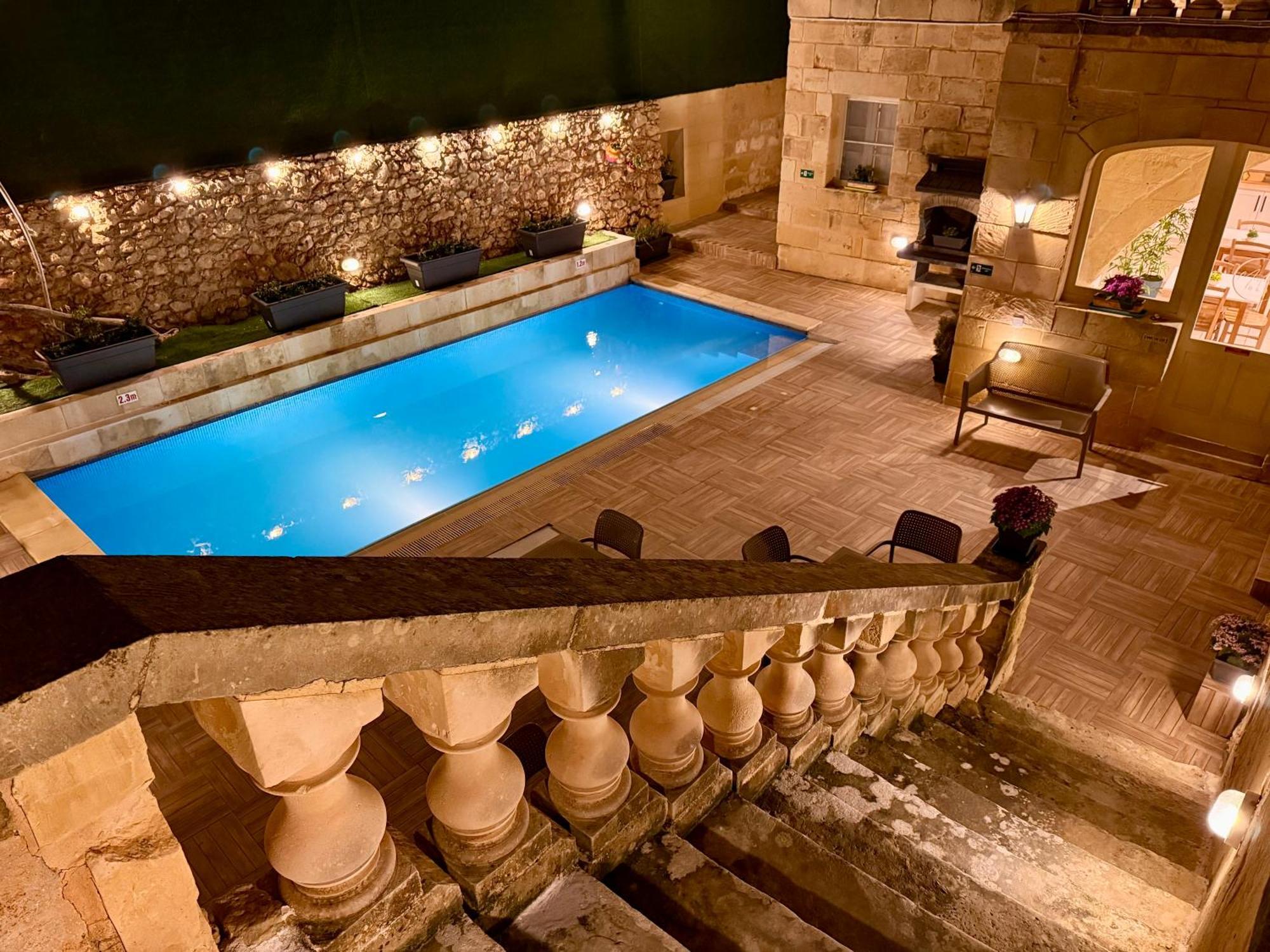 Ta' Matmura B&B Gharb  Luaran gambar