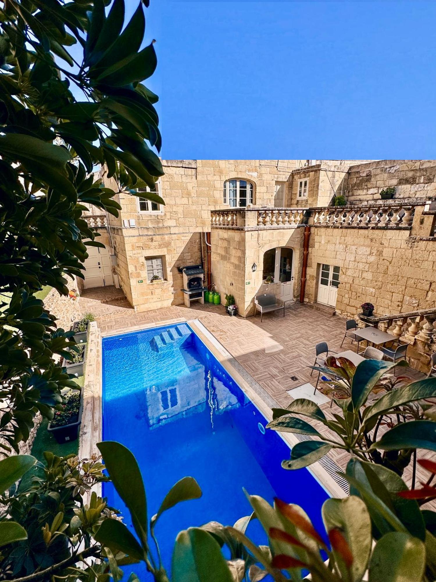 Ta' Matmura B&B Gharb  Luaran gambar
